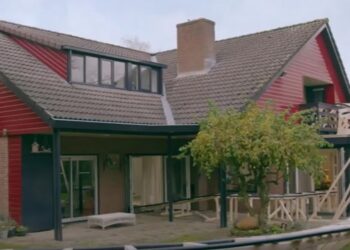 Egy holland édesapa, aki fogta magát és hullámvasutat csinált a házából