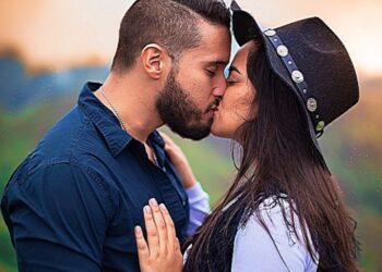 Ez történik, mikor először csókolod meg a lelkitársad