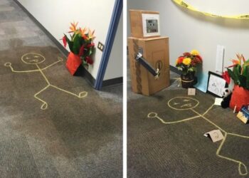 21 fénykép, mely igazolja, hogy a megfelelő kollégákkal az irodai munka sem olyan unalmas