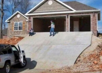 Ezek az emberek őrületes hibákat követtek el a házak tervezésekor