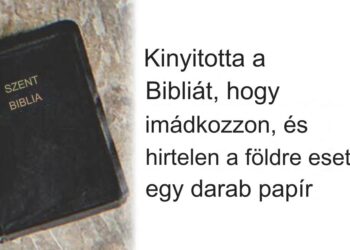 Két fivér kigúnyolja a fiatalabbat, mert az egyetlen örökség, amit apjuktól kap, egy szakadt, régi Biblia