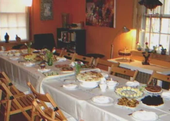 Fia kitiltja anyját a 16. születésnapjáról, miután megtudja, hogy nem engedheti meg magának az ajándékot, amit szeretne