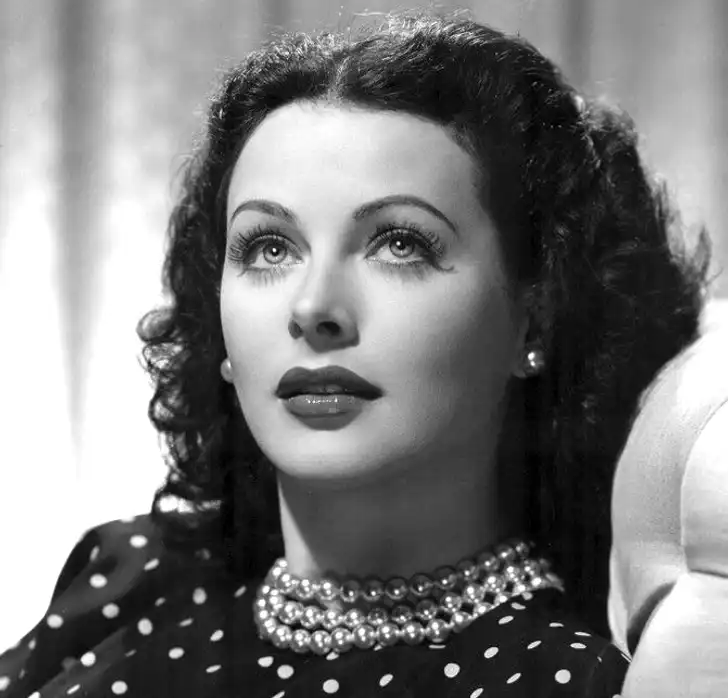 Bluetooth, életrajz, érdekességek, feltaláló, film, Hedy Lamarr, Hollywood, intelligencia, női feltalálók, szépség, színésznő, technológia, történelem, tudomány, Wi-Fi