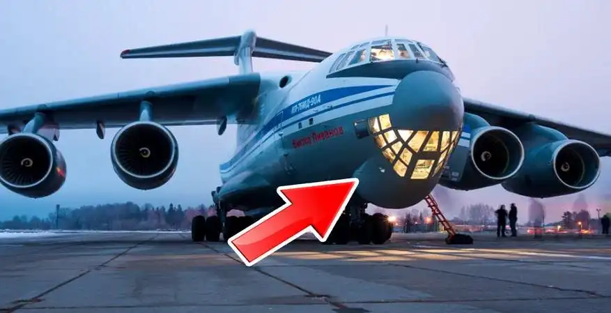 humanitárius misszió, Il-76, katonai szállító repülőgép, mentés, navigátor, pilótafülke, raktér, repülőgép, szovjetunió, tűzoltás