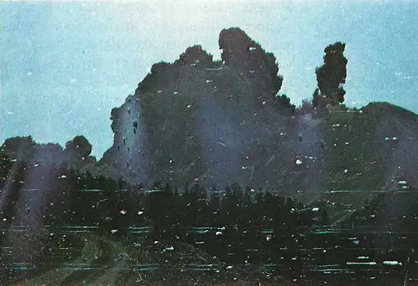 Challenger űrsikló, Ferenc Ferdinánd meggyilkolása, légi katasztrófák, megrázó képek, repülőgép-szerencsétlenségek, terrorizmus, történelmi fotók, tragédiák, túlélők, vulkánkitörés
