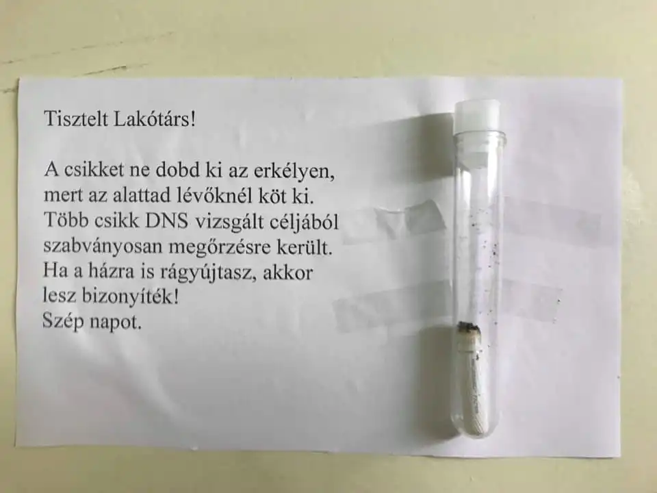 bosszantó szomszédok, együttélés, fura szomszédok, hétköznapi helyzetek, lakóközösség, rossz szomszédok, szomszéd sztorik, szomszédok, szomszédviszály, vicces szomszédok