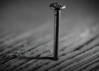 Miért szögeket használnak csavarok helyett az USA-ban: mit tudnak ők, amit mi nem?