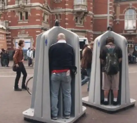 design, építészet, érdekes tények, érdekességek, furcsaságok, illemhely, középkor, közterület, Kultúra, olaszország, pissoir, szokások, társadalom, történelem, utazás, utcai élet, városkép, városok, védelem, velence