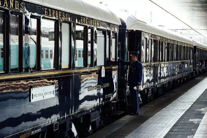 Golden Eagle, luxus utazás, luxusvonat, Maharajas Express, Rovos Rail, Suite Shiki-Shima, turistavonat, utazás, vasút, Venice Simplon-Orient-Express, vonatozás