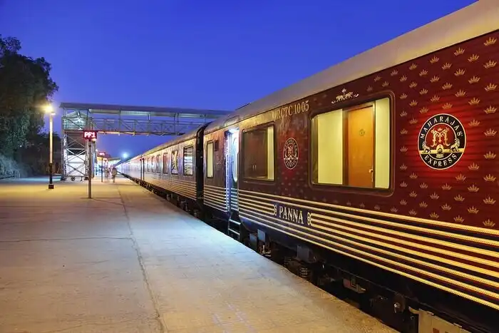 Golden Eagle, luxus utazás, luxusvonat, Maharajas Express, Rovos Rail, Suite Shiki-Shima, turistavonat, utazás, vasút, Venice Simplon-Orient-Express, vonatozás