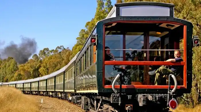 Golden Eagle, luxus utazás, luxusvonat, Maharajas Express, Rovos Rail, Suite Shiki-Shima, turistavonat, utazás, vasút, Venice Simplon-Orient-Express, vonatozás