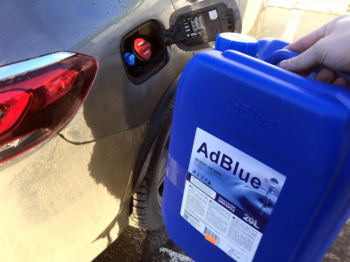 AdBlue, autóápolás, autószerelés, dízel autó, DPF, hibakód, karbamid, katalizátor, kipufogógáz, környezetvédelem, motorhiba, nitrogén-oxid, SCR, üzemanyag
