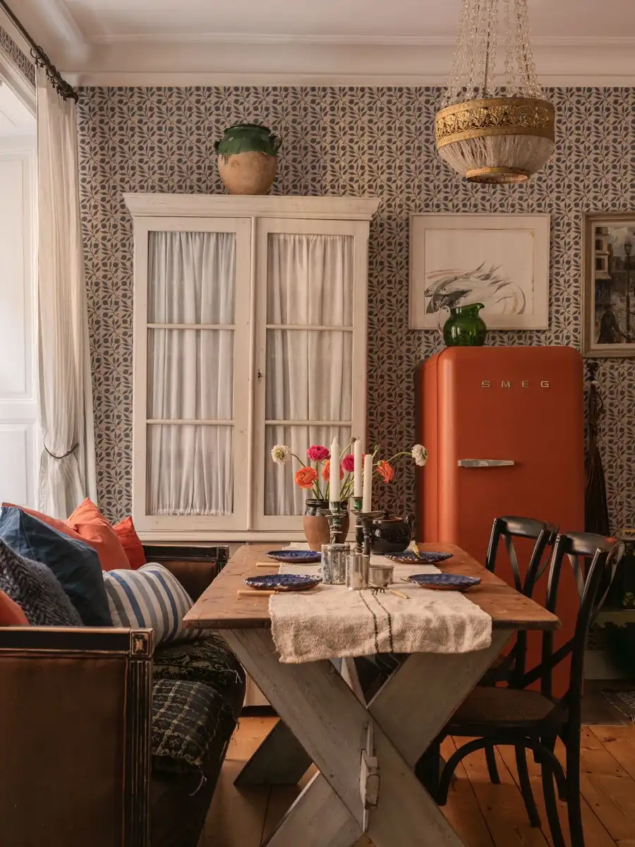 belsőépítészet, felújítás, inspiráció, lakásbemutató, lakberendezés, otthon design, régi lakás, skandináv stílus, Stockholm, Svédország, történelmi épület, vintage, William Morris