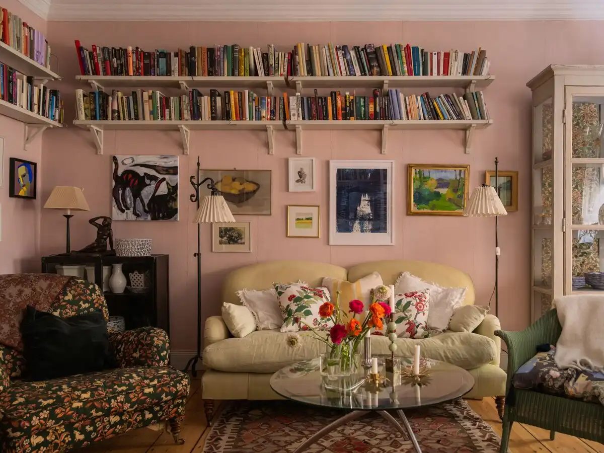 belsőépítészet, felújítás, inspiráció, lakásbemutató, lakberendezés, otthon design, régi lakás, skandináv stílus, Stockholm, Svédország, történelmi épület, vintage, William Morris
