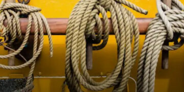 Miért nem kilométerben mérik a hajók sebességét, hanem „csomóban”?