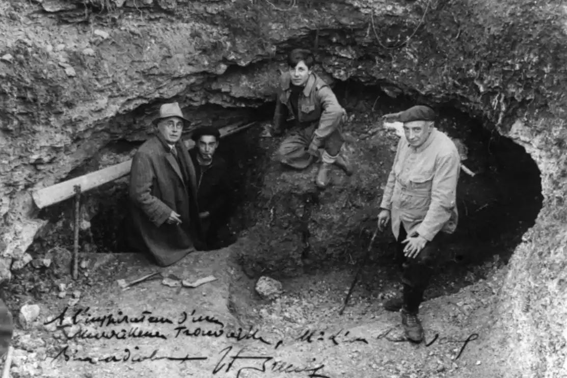 barlangfestmény, felfedezés, Franciaország, galéria, Henri Breuil, Lascaux-barlang, őskori művészet, paleolitikum, régészet, sziklarajz, UNESCO Világörökség