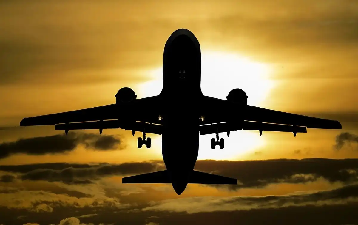 Aerodinamika, biztonság, innováció, légiközlekedés, repülés, repülőgép, Szárny, szerkezet, technológia, tervezés