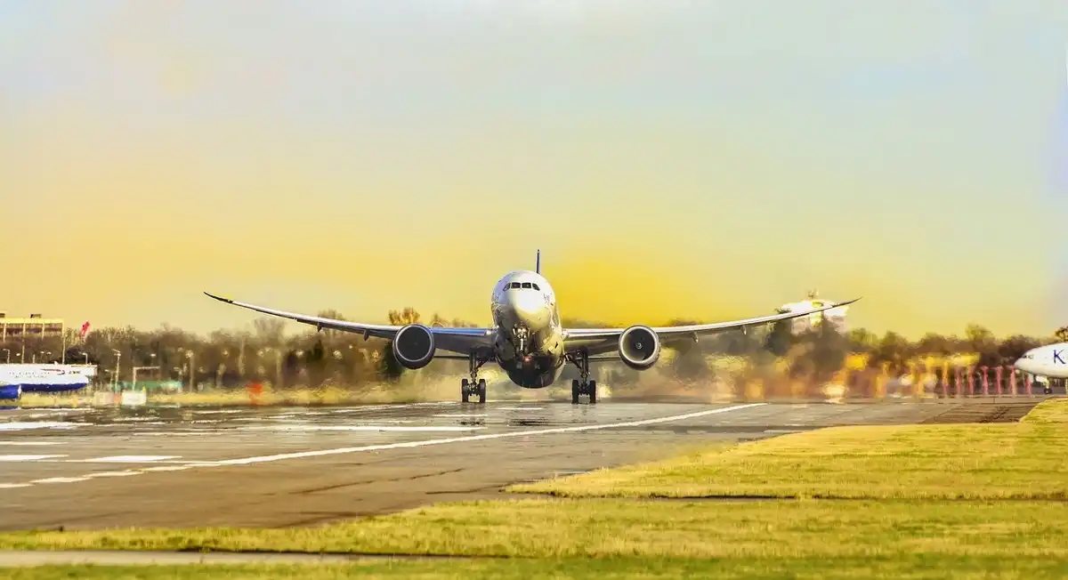 Aerodinamika, biztonság, innováció, légiközlekedés, repülés, repülőgép, Szárny, szerkezet, technológia, tervezés