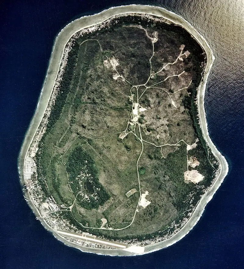 bányászat, Csendes-óceán, egészségügy, érdekességek, foszfát, gazdagság, Gazdaság, környezet, Nauru, szegénység, szigetország, történelem, turizmus, utazás