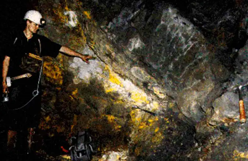 Atomenergia, atomfizika, Gabon, geológia, maghasadás, Oklo, radioaktivitás, természetes atomreaktor, tudományos felfedezés, urán