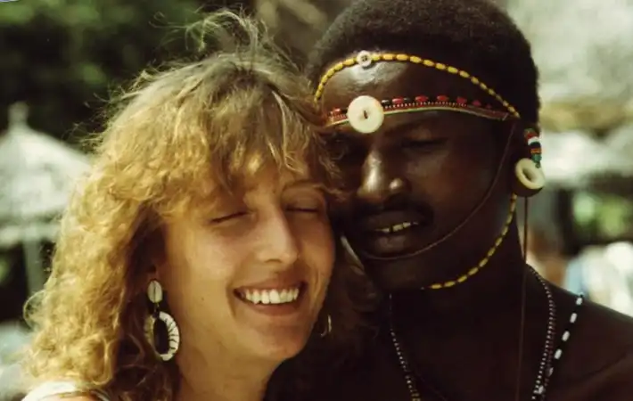 afrika, házasság, Identitás, Kaland, Kenya, Kultúra, Maszáj, Önéletrajz, sors, szerelem