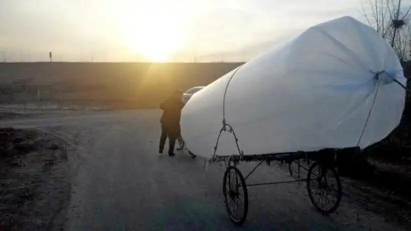 balesetek, égési sérülések, energia, energiaellátás, földgáz, gazdasági problémák, gázlopás, közművek, Pakisztán, polietilén zsákok, szegénység, társadalmi problémák, veszélyes szállítás