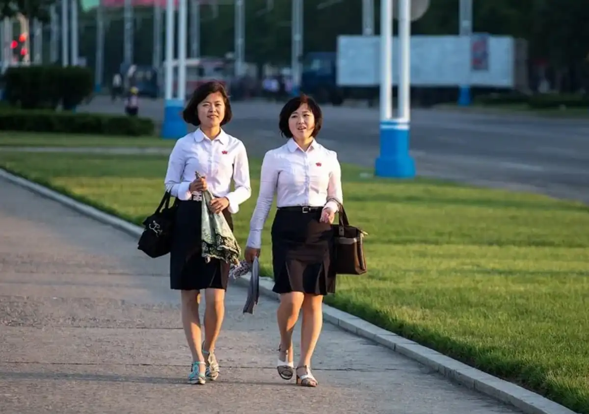 Életmód, Észak-Korea, hagyomány, hatalom, házasság, Kultúra, Nemek, Szocializmus, társadalom, változás