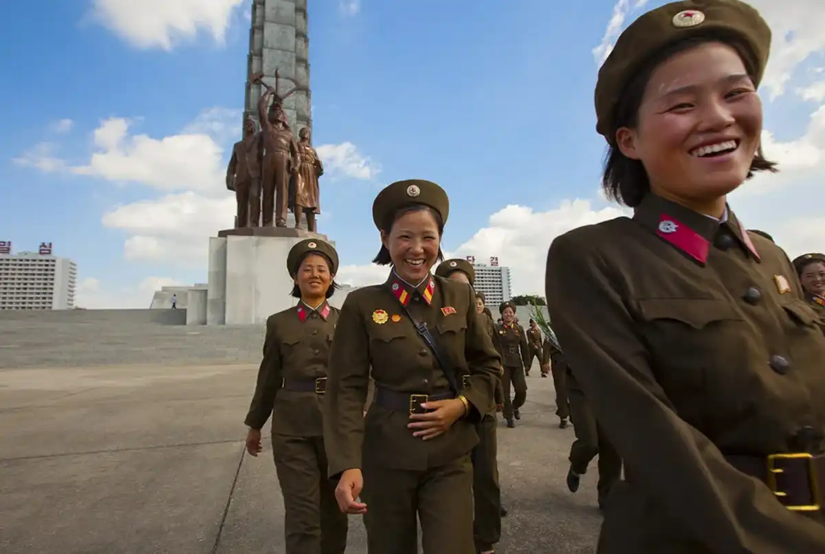 Életmód, Észak-Korea, hagyomány, hatalom, házasság, Kultúra, Nemek, Szocializmus, társadalom, változás