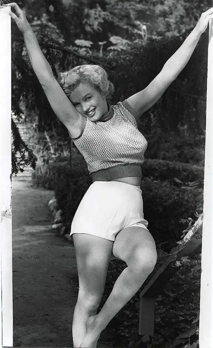 divat, fotók, Hollywood, ikon, Imázs, magánélet, Monroe, retro, stílus, színésznő