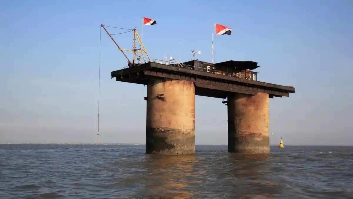 Erőd, függetlenség, hercegség, Kalózrádió, különlegesség, Mikronemzet, online, Sealand, Szuveneritás, történelem