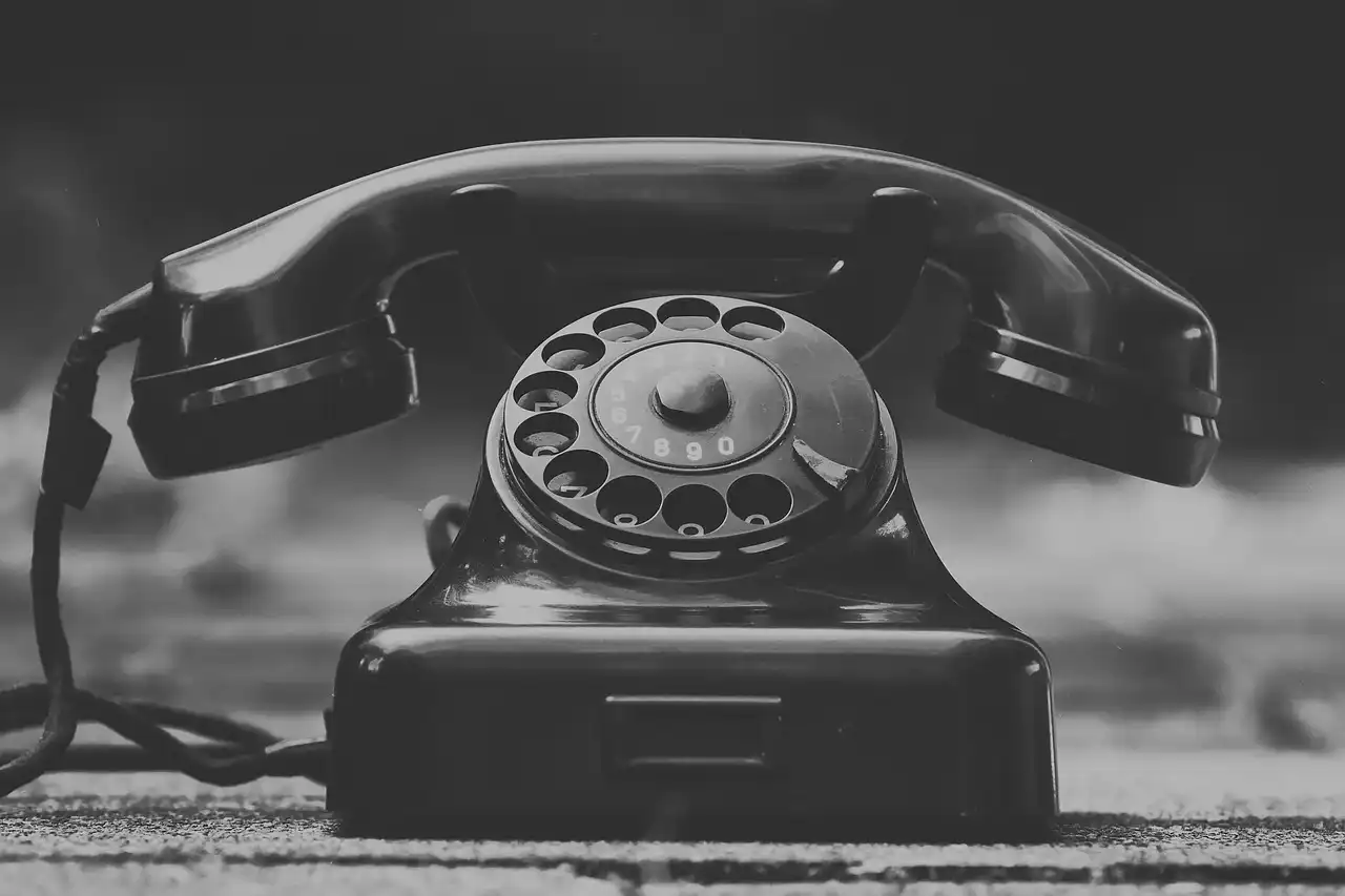 biztonság, díjcsomag, kommunikáció, megbízhatóság, Mobil, nosztalgia, retro, spórolás, technológia, telefon