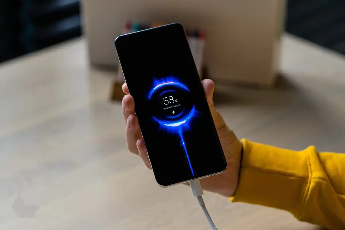akkumulátor, élettartam, karbantartás, merülés, mítoszok, Mobil, okostelefon, technológia, tippek, töltés