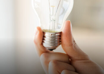 Miért cseréltem le az összes LED-lámpát hagyományos izzólámpákra a lakásomban?