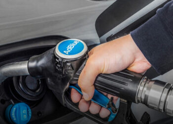 Mi az az AdBlue, és miért van szükség rá a dízeles autóknál?