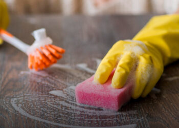 Alternatív megoldások a szivacs helyett: mit használnak a finn háziasszonyok mosogatáshoz?