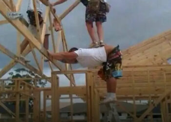 Nevetséges munkahelyi pillanatok: 12 fotó, ami az emberi ostobaságot bizonyítja