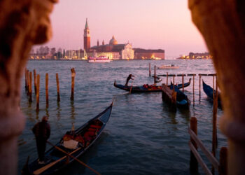 Velence árnyoldalai: 10 dolog, ami zavarba ejti a látogatókat