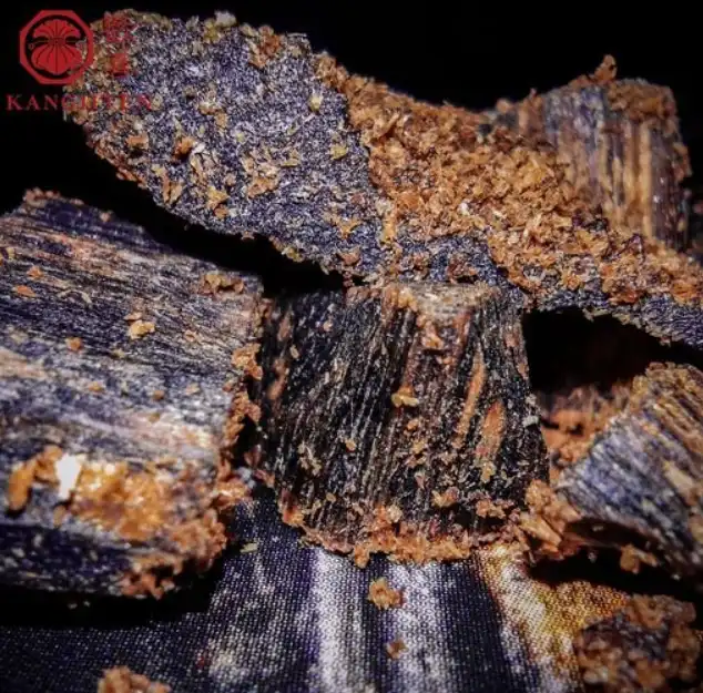 Ázsia, botanika, Érték, Kinam, luxus, Oud, parfüm, ritkaság, spiritualitás, természet