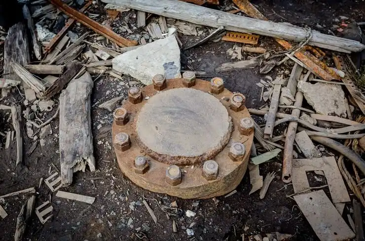 arany, Bertha Rogers, David Guberman, élet eredete, felfedezések, föld mélye, fúrótorony, gáz, geológia, kola fúrólyuk, Kola-félsziget, olaj, rekordok, szovjet tudomány, szovjetunió, szupermély fúrás, tudományos kutatás, urán, Zapoljarnij