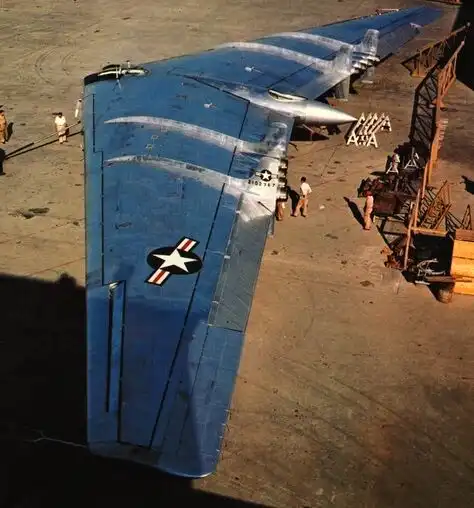 Aerodinamika, bombázó, haditechnika, innováció, jövő, lopakodó, Northrop, Prototípus, repülés, történelem