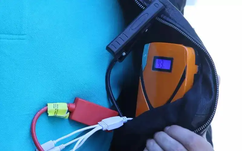 akkumulátor, autó, Betolás, Bikázás, DIY, Indítás, meghibásodás, segítség, tippek, vészhelyzet