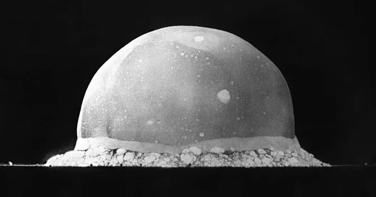 atombomba, atomkorszak, hadiipar, hidegháború, Környezetszennyezés, Manhattan-terv, Oppenheimer, sugárzás, titoktartás, történelem