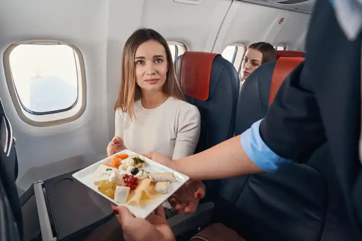 hivatás, konfliktus, munka, nehézségek, repülés, stewardess, turizmus, utasok, utazás, viselkedés