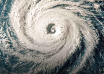 Fizika a természetben: miért nem lépnek át a hurrikánok az Egyenlítőn?