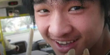 Miért növesztik hosszúra az ázsiai férfiak a kisujjkörmüket, és mit jelképez ez?