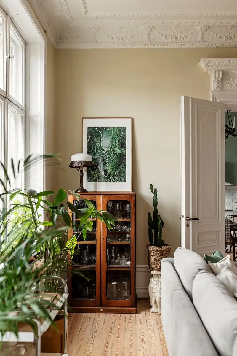 belsőépítészet, csempekályha, lakásbemutató, lakberendezés, retró, skandináv design, Stockholm, Svédország, történelmi lakás, vintage