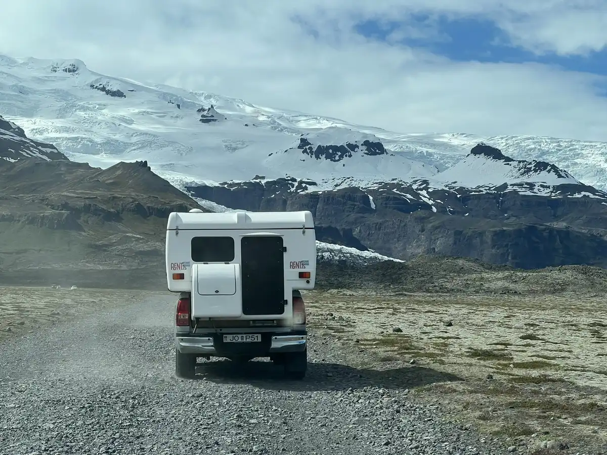 autóbérlés, európai utazás, galéria, geotermikus energia, Izland, külföldi életmód, nyaralási tippek, olcsó repülőjegy, Reykjavík, szállásfoglalás