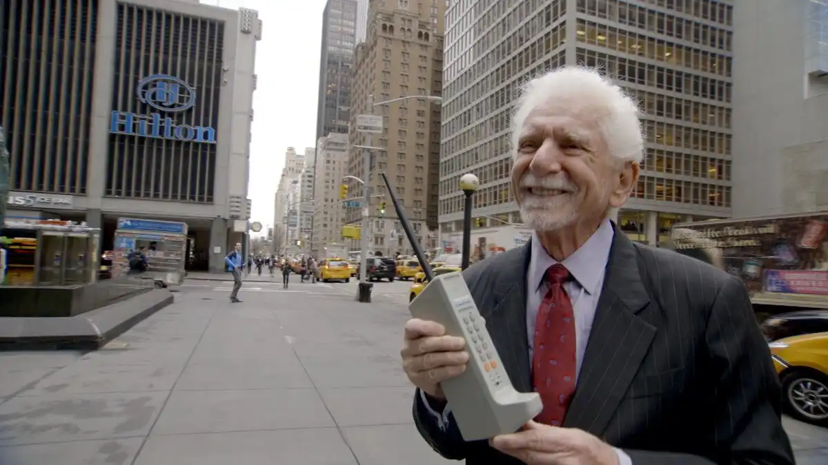 csúcsmobilok, legjobb telefonok, Leonyid Kuprijanovics, Martin Cooper, mobiltelefon története, Motorola, Nokia, okostelefon vásárlás, technológiai érdekességek