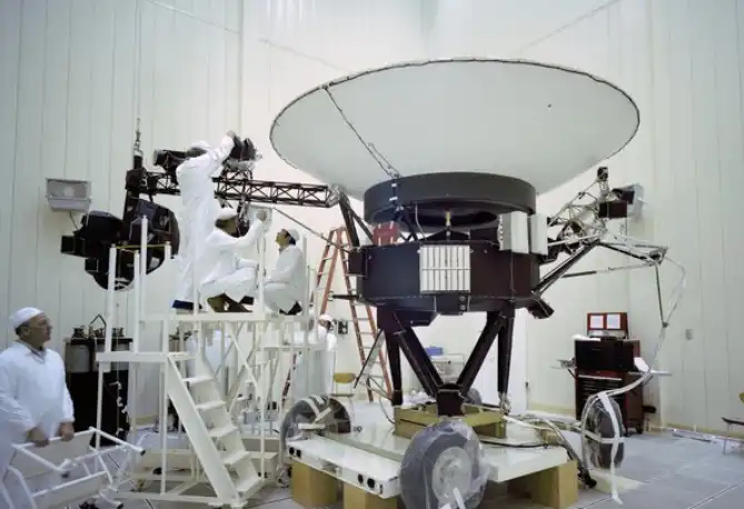 csillagászat, földönkívüli élet, jövő technológiája, Naprendszer, NASA, technológiai innováció, tudományos kutatás, űrkutatás, Voyager-szonda