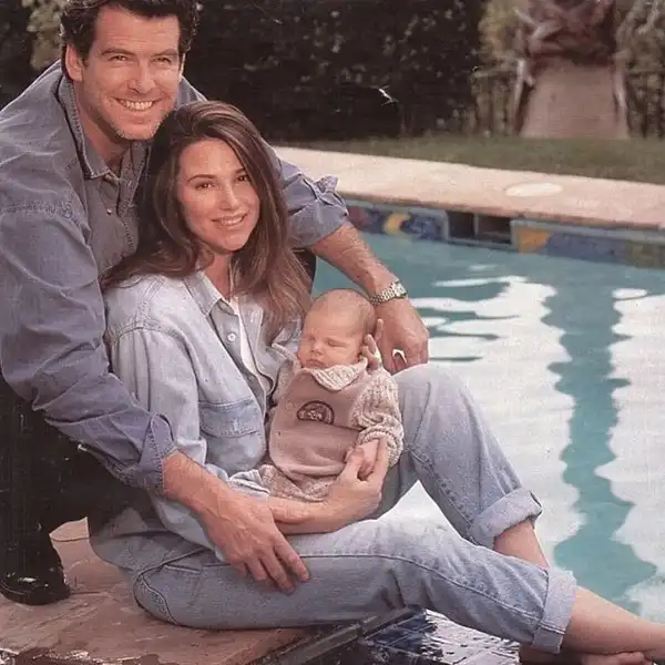 Egészséges életmód, fogyás, hormonális egyensúly, James Bond, Keely Shaye Smith, luxusutazás, párkapcsolat, Pierce Brosnan, sztárvilág